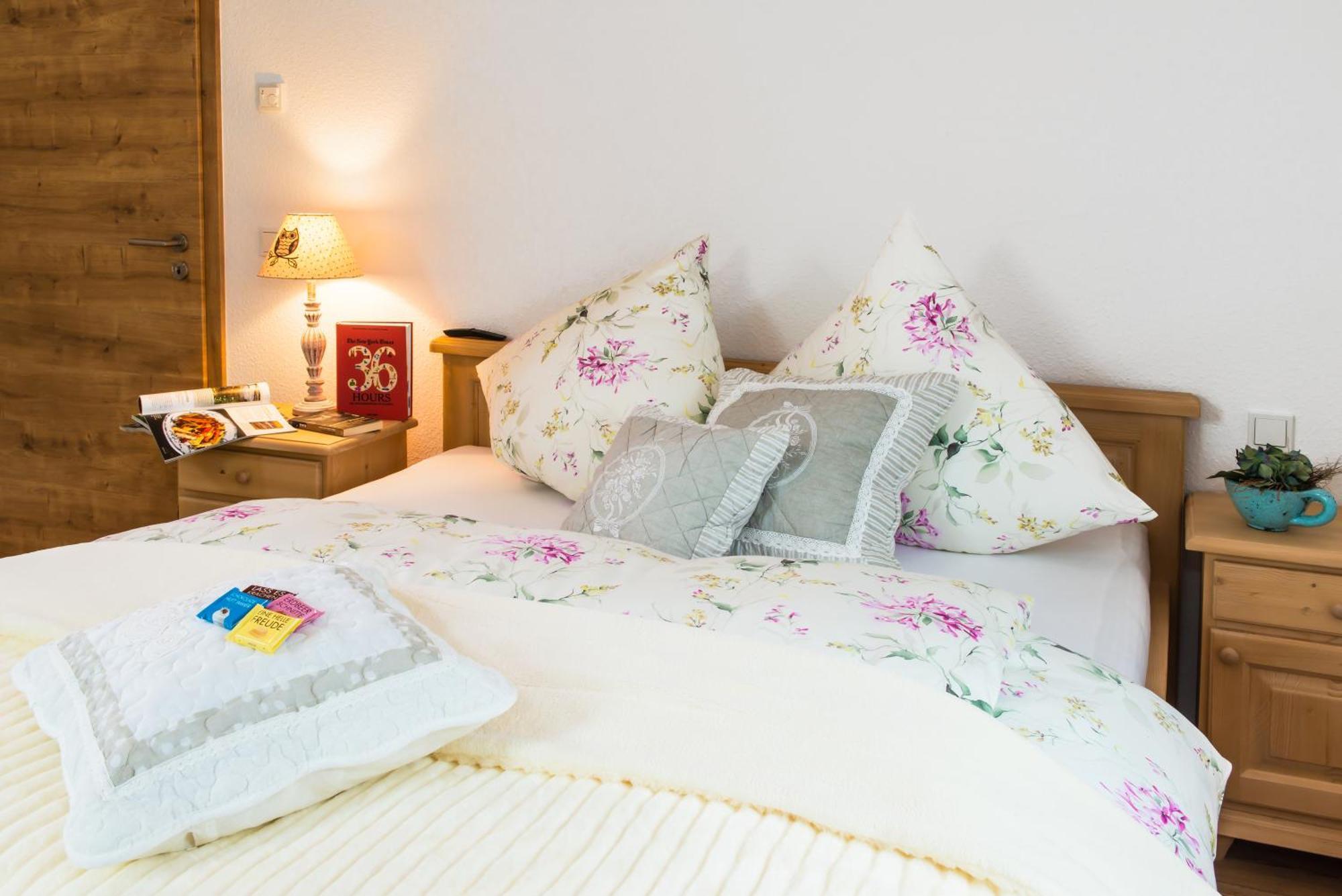 Staimicher Hoehen - Premium Appartements Kurort Steinbach-Hallenberg Rum bild